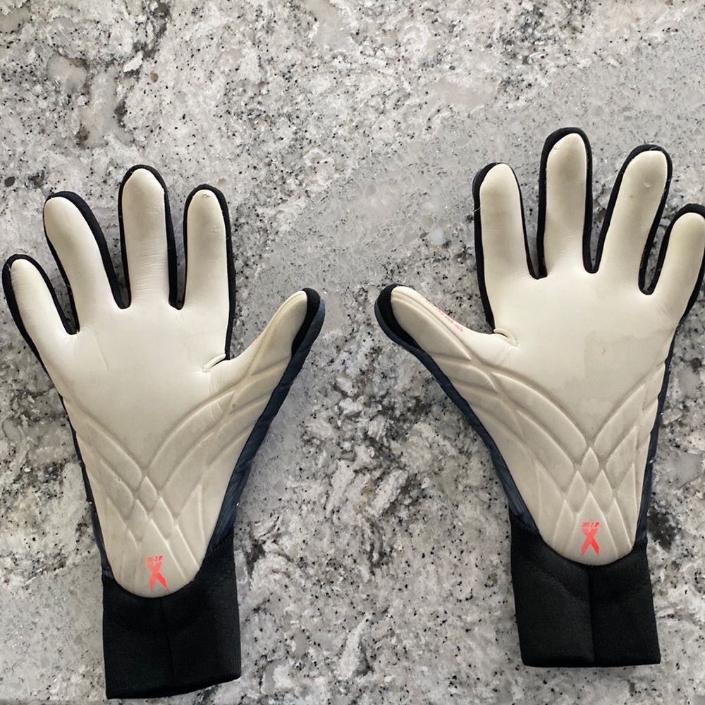 Adidas X Predator Pro goalkeeper gloves